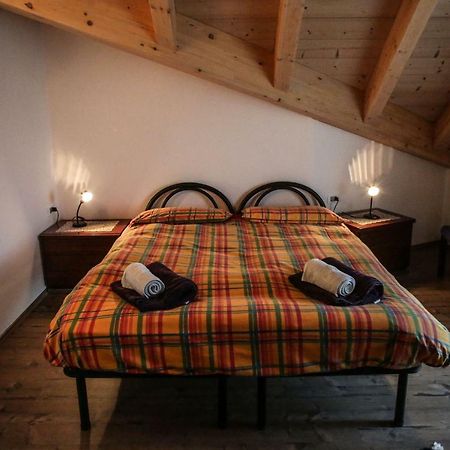 Ferienwohnung Casa De Val Calceranica al Lago Exterior foto