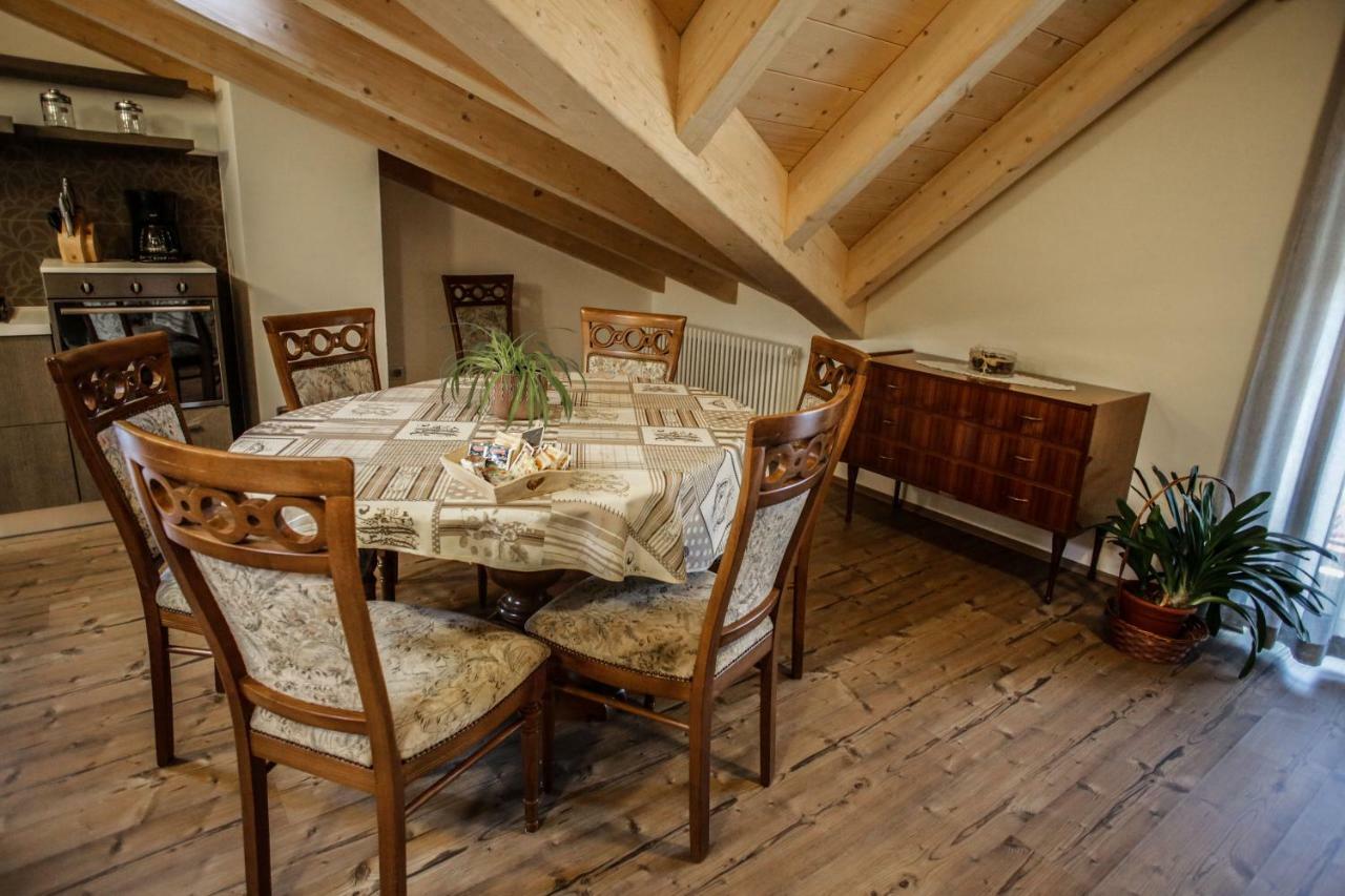 Ferienwohnung Casa De Val Calceranica al Lago Exterior foto